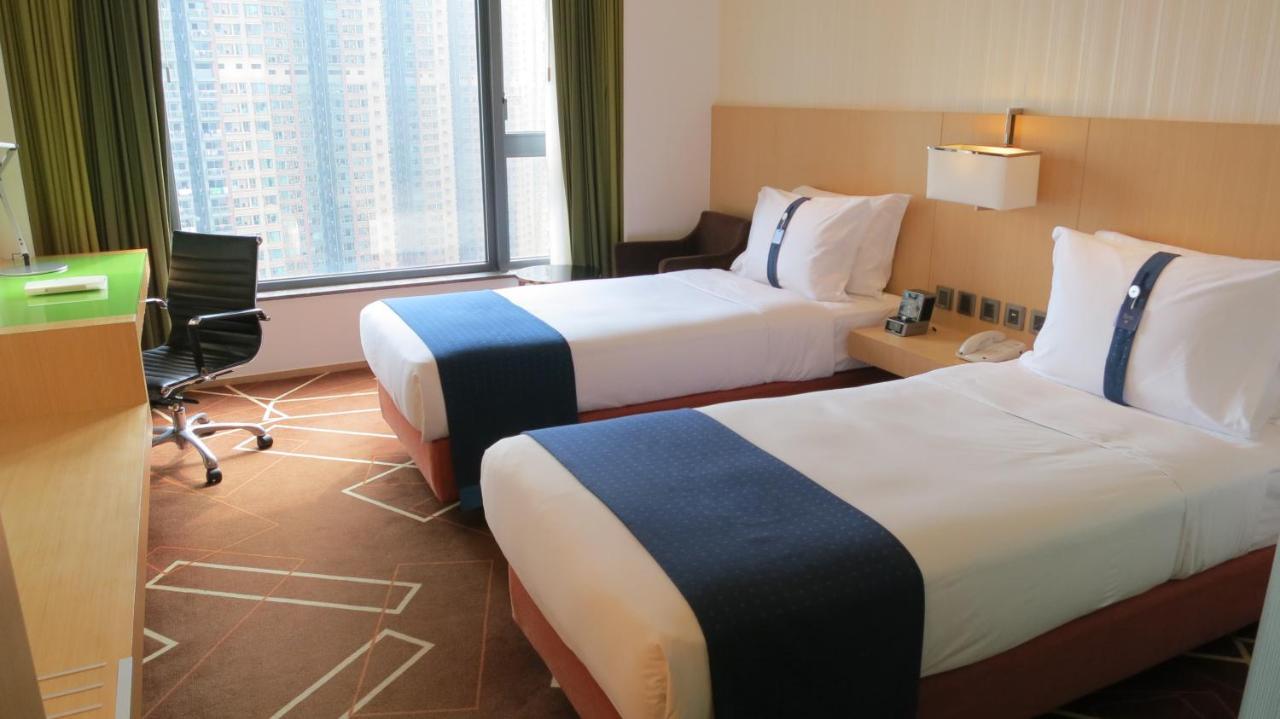 Holiday Inn Express Hong Kong Kowloon East, An Ihg Hotel Eksteriør billede